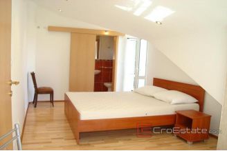 012 2021 340 Mljet house first row to the sea for sale