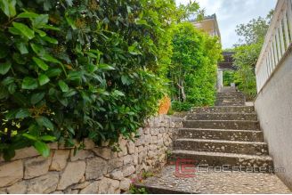 014 2021 341 Ciovo house first row to the sea for sale