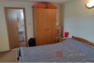 014 2021 341 Ciovo house first row to the sea for sale