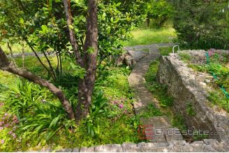 014 2021 341 Ciovo house first row to the sea for sale