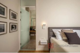 016 5248 30 Ugljan villa near the sea for sale