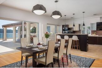 019 5249 30 Sibenik house first row to the sea for sale