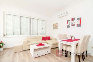 012 5250 30 Dubrovnik stone house in center for sale