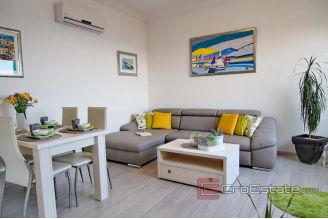 012 5250 30 Dubrovnik stone house in center for sale