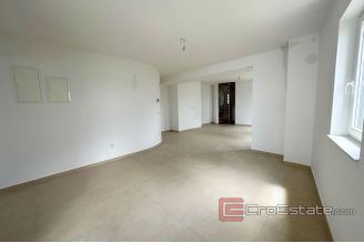 007 2043 68 Penthouse in the second row to the sea for salet