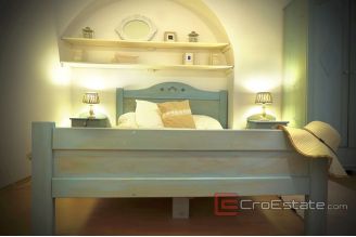 013 2031 79 Hvar Mediterranean stone house for sale