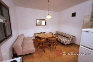 014 5257 30 Zirje house first row to the sea for sale