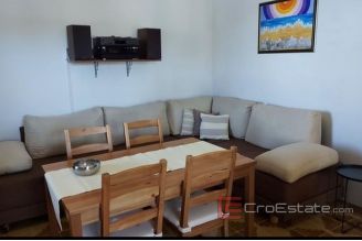 014 5257 30 Zirje house first row to the sea for sale