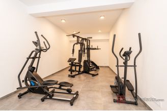 020  5259 30 Dubrovnik house in first row to the sea for sale