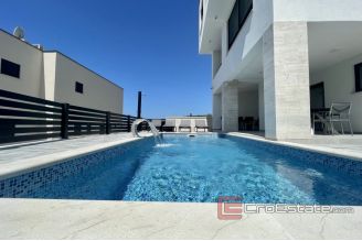 013 2030 55 Vodice Villa with sea view for sale