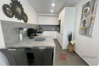 013 2030 55 Vodice Villa with sea view for sale