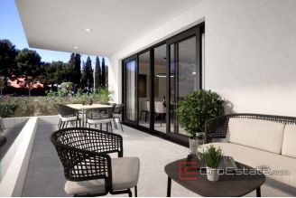 014 1016 01 Rovinj modern apartment for sale