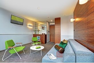 009 5262 30 Split centar apartment with four units for sale