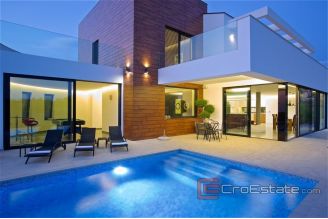 020 5264 30 Istra villa with pool for sale