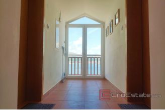 007 2040 46 Ciovo Apartmant house for sale