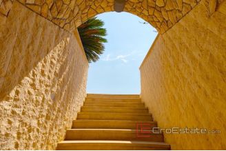 017 2021 345 Pag Apartment first row to the sea for sale