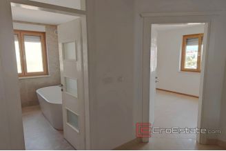 017 2021 345 Pag Apartment first row to the sea for sale