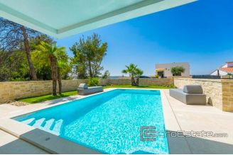 017 2021 347 zadar luxury villa with sea view for sale