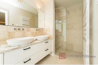 017 2021 347 zadar luxury villa with sea view for sale