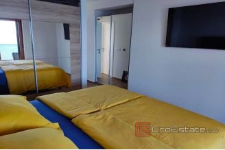 018 2021 348 zadar new villa first row to the sea for sale