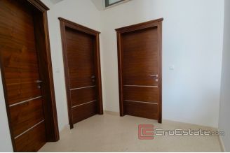 018 2021 349 island pag penthouse first row to the sea for sale