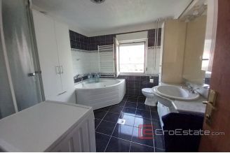 009 2031 81 Kastela comfortable apartment in a great location for sale