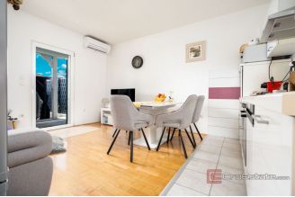 012 2016 556 Omis Renovated house for sale