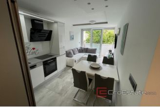 010 2017 32 Split Furnished apartment in a great location for sale