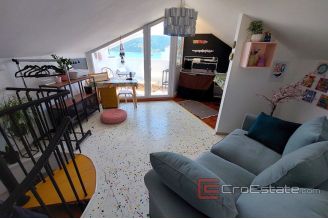 007 2029 61 primosten charming house in center for sale