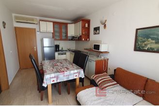 012 2018 226 Omis house first row to the sea for sale