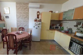 012 2018 226 Omis house first row to the sea for sale
