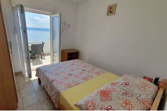 012 2018 226 Omis house first row to the sea for sale