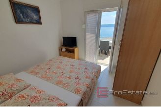 012 2018 226 Omis house first row to the sea for sale