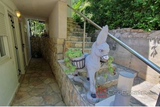 012 2018 226 Omis house first row to the sea for sale