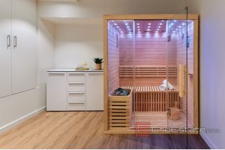 010 2036 71 Split modern apartment for sale