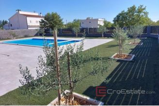 014 2018 227 Zadar villa with pool for sale