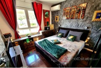 012 2030 58 Trogir pentthouse with sea view for sale