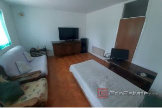 005 2016 561 omis spacious apartment for sale