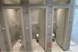 009 5272 30 Kastela hostel for rent