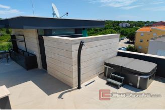 016 2021 351 zadar luxury penthouse with pool for sale