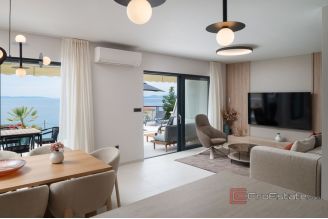 020 2022 356 near split newly built villa with pool for sale