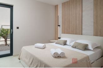 020 2022 356 near split newly built villa with pool for sale