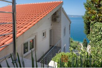 020 2022 357 omis apartment house with pool for sale