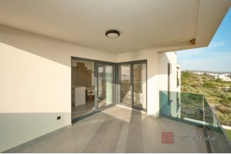 015 2022 358 rogoznica apartment with sea view for sale