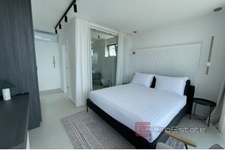 019 2035 93 Ciovo Luxury villa with sea view for sale