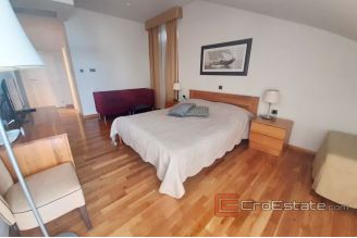 016 2016 564 Peljesac Family hotel in the first row by the sea for sale