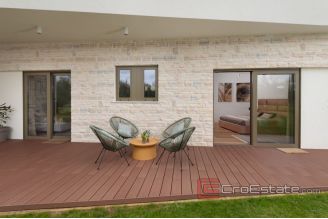 019 5274 30 Zadar villa with pool for sale