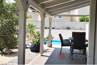 013 2031 84 Murter House with sea view and pool for sale