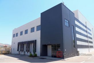 006 2031 85 near split distribution center for sale