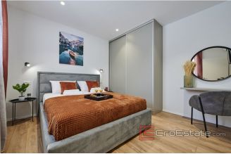 012 2037 45 Kastela villa with pool for sale